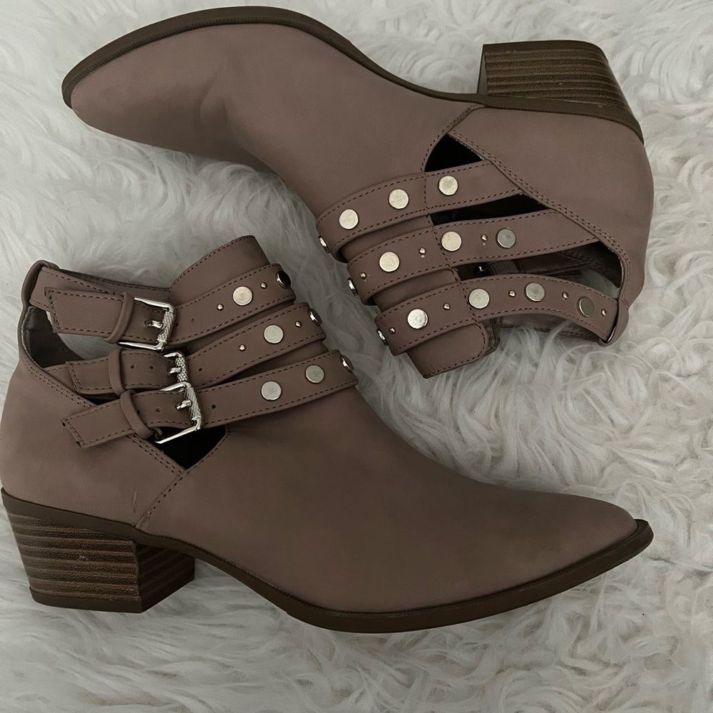 Like NEW💕Circus By Sam Edelman Booties Sz 9